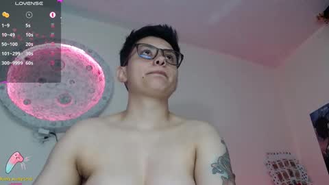 Nikky online show from February 1, 5:16 pm