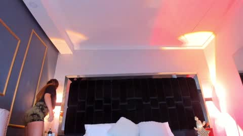     online show from January 20, 7:14 pm