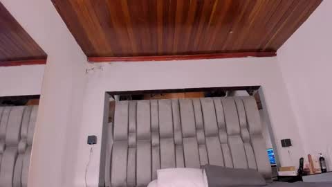     online show from December 22, 11:40 am