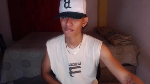 Snapshot of niklaus_wolf chatting on October 30, 2:35 am niklaus_wolf online show from October 30, 2:35 am