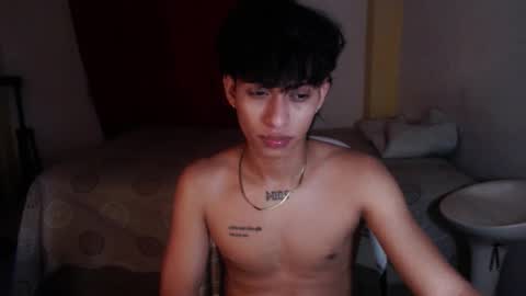 Snapshot of niklaus_wolf chatting on November 20, 2:56 am niklaus_wolf online show from November 20, 2:56 am