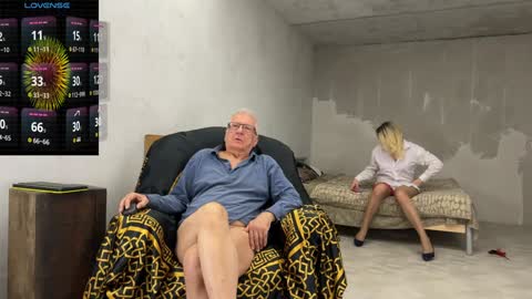 -NIKI-LIKA- online show from December 7, 10:23 am