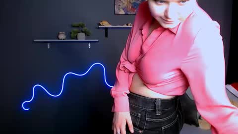 Little Niko  Help me reach my goals online show from February 9, 5:29 am