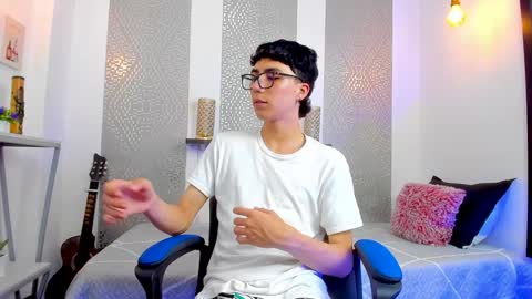    online show from February 4, 10:00 am