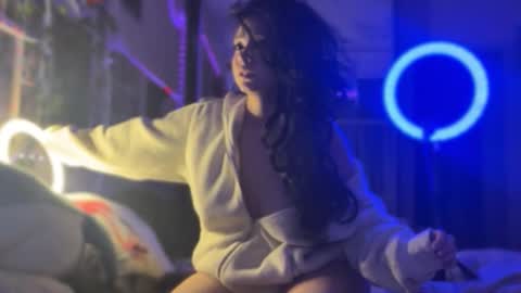 nikoli_naw online show from October 9, 9:35 pm