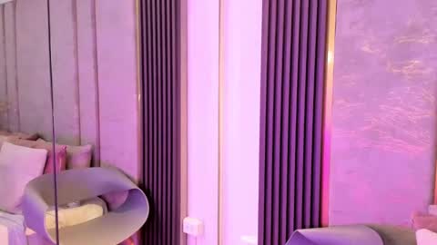 Snapshot of nikostone chatting on November 11, 5:07 am Niko Stone online show from November 11, 5:07 am