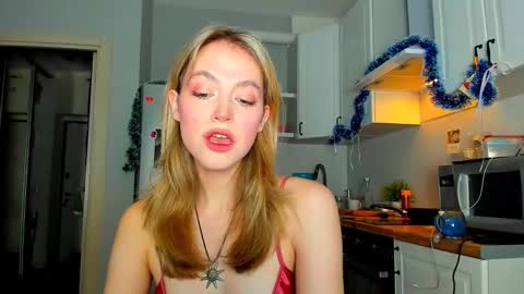 Snapshot of niky_jess chatting on January 7, 6:59 am Veronica online show from January 7, 6:59 am