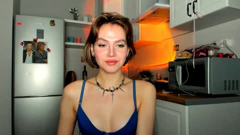 Snapshot of niky_jess chatting on March 2, 3:16 pm Veronica online show from March 2, 3:16 pm