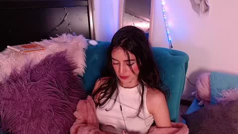 Snapshot of nikyastark chatting on December 24, 10:01 am Niky A Stark online show from December 24, 10:01 am