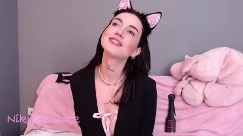 Snapshot of nikyastark chatting on February 26, 9:53 am Niky A Stark online show from February 26, 9:53 am