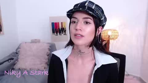 Snapshot of nikyastark chatting on March 6, 8:16 pm Niky A Stark online show from March 6, 8:16 pm