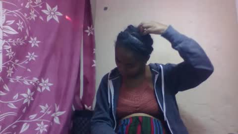 nilah online show from September 20, 12:39 pm