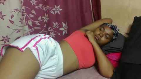 nilah online show from February 21, 10:22 pm