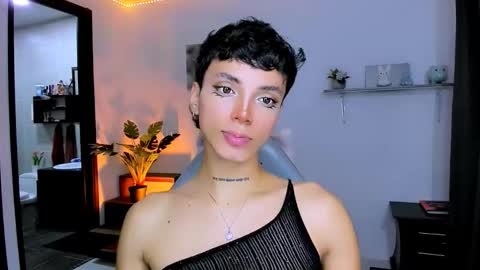 Snapshot of nilam217 chatting on October 12, 12:31 am Nilam online show from October 12, 12:31 am