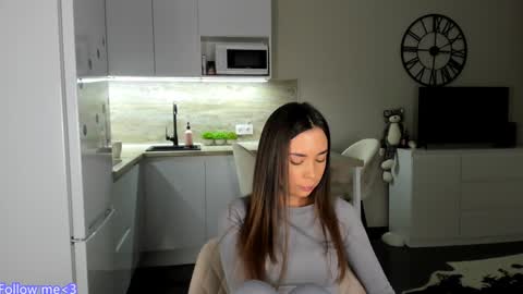 Bella online show from December 26, 5:51 pm