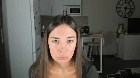 Bella online show from April 7, 7:36 pm