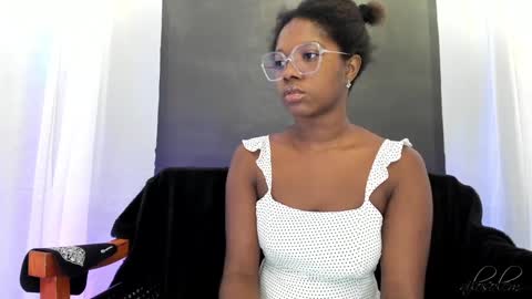 Snapshot of nilosolem12 chatting on January 13, 10:58 am nilo solem online show from January 13, 10:58 am