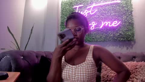 Snapshot of nilosolem12 chatting on January 25, 7:28 pm nilo solem online show from January 25, 7:28 pm