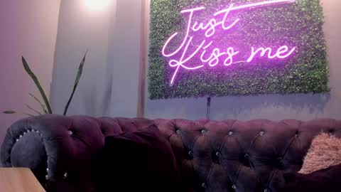 Snapshot of nilosolem12 chatting on January 27, 12:26 pm nilo solem online show from January 27, 12:26 pm