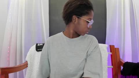 Snapshot of nilosolem12 chatting on February 14, 1:56 am nilo solem online show from February 14, 1:56 am