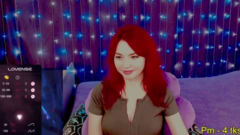 Snapshot of nimfeya chatting on January 9, 10:52 am Nimfeya online show from January 9, 10:52 am