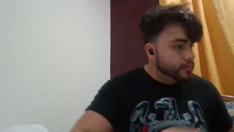 Snapshot of nin451962 chatting on January 2, 3:48 am nin451962 online show from January 2, 3:48 am