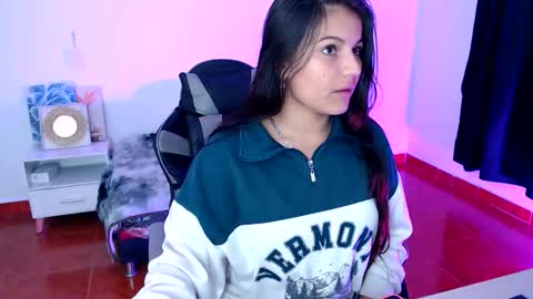 nina__777 online show from December 21, 11:50 am