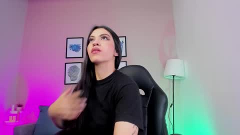 Nina online show from December 16, 10:48 pm