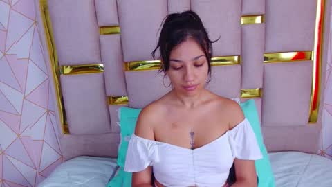 Nina Carther online show from March 13, 11:17 am