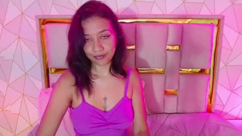 Nina Carther online show from April 18, 1:04 pm