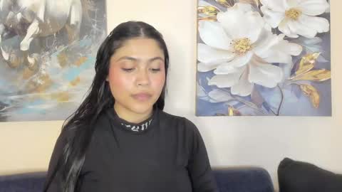 nina_kmay online show from April 21, 7:17 pm