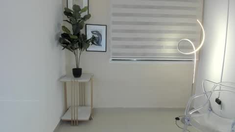 Natalia  FOLLOW ME ----  nathy po online show from February 19, 11:25 pm