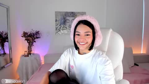    online show from February 19, 12:33 pm