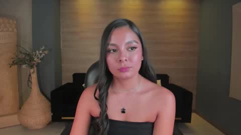 Nina online show from October 3, 4:20 am