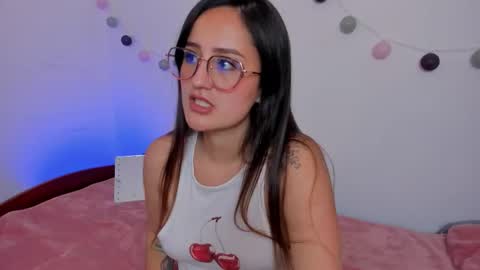 Snapshot of ninabryon1 chatting on October 22, 4:51 pm Nina online show from October 22, 4:51 pm