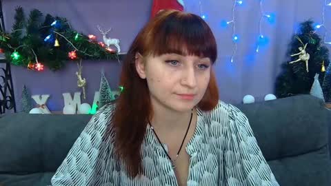 ninaflawlees online show from December 10, 1:32 am