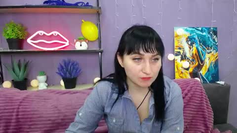 ninaflawlees online show from January 22, 7:03 pm