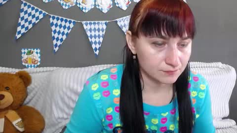 ninaflawlees online show from September 30, 11:59 am