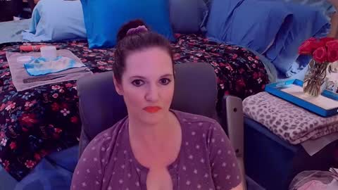 Snapshot of ninajaymes chatting on October 3, 11:24 pm Nina Jaymes online show from October 3, 11:24 pm