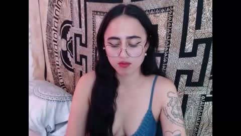 Snapshot of ninakravtz chatting on January 9, 6:47 pm N I N A online show from January 9, 6:47 pm