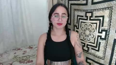 Snapshot of ninakravtz chatting on February 21, 11:10 pm N I N A online show from February 21, 11:10 pm