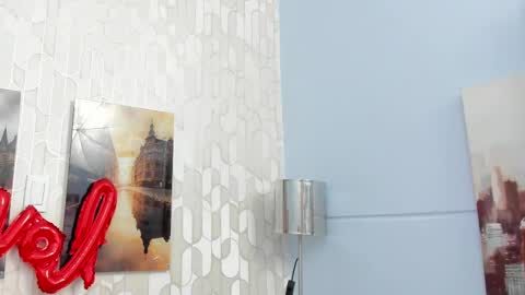 Nina Medux online show from February 6, 1:38 am