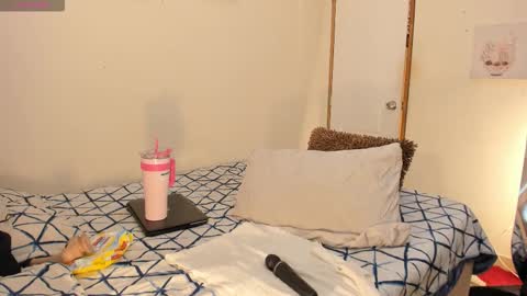 Nina  online show from February 5, 10:25 pm