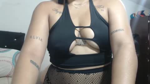 Ninapalmer online show from October 5, 9:02 pm