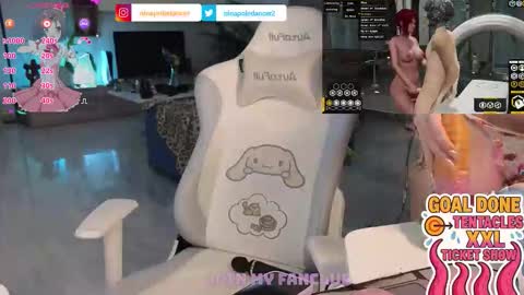 Snapshot of ninapoledance chatting on September 19, 6:41 pm Nina online show from September 19, 6:41 pm