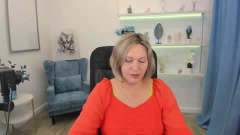 Snapshot of ninastarle chatting on October 9, 4:32 am ninastarle online show from October 9, 4:32 am