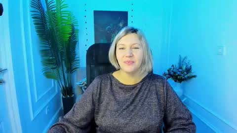 Snapshot of ninastarle chatting on October 15, 4:45 am ninastarle online show from October 15, 4:45 am
