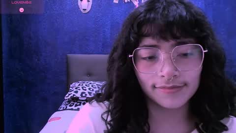 Nina online show from October 20, 1:33 pm