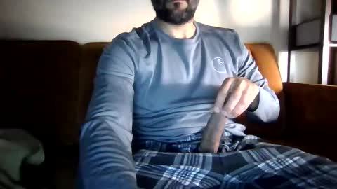 nineinchthicky online show from April 14, 1:28 pm