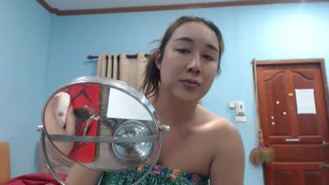 Snapshot of ninewladyboy chatting on September 22, 8:55 pm ninew online show from September 22, 8:55 pm